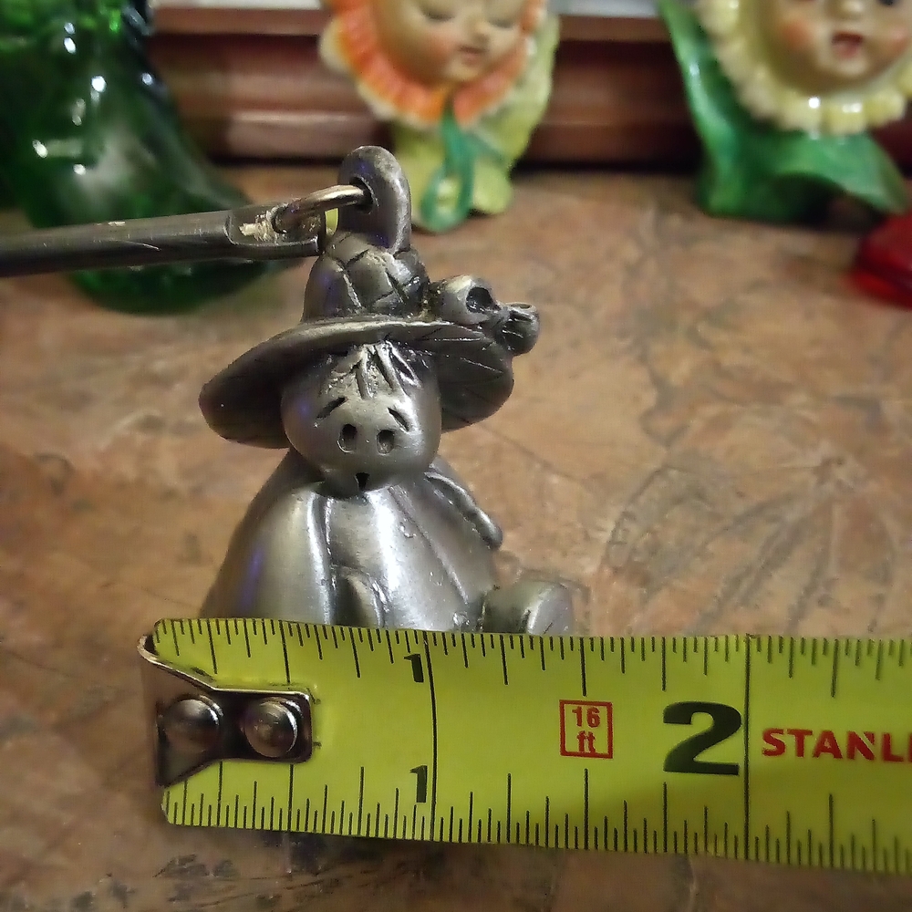 Vintage Pewter Candle Snuffer. - Picture 12 of 14